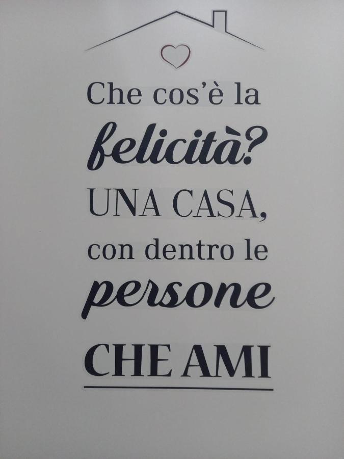 La Famiglia Appartamento Ca Bianca ภายนอก รูปภาพ